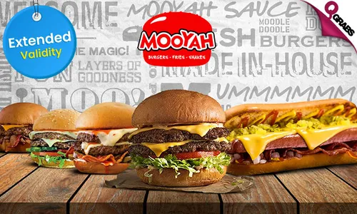 Burgers & Hotdogs at Mooyah!